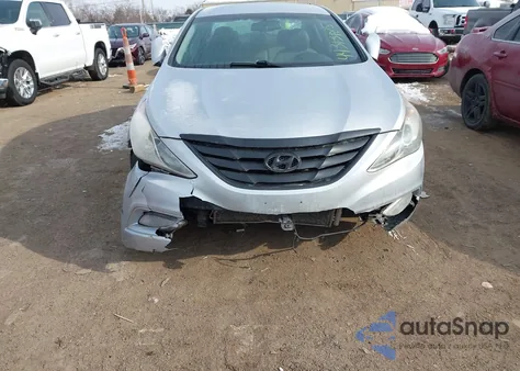 2013 Hyundai Sonata Se z USA, uszkodzony, nr VIN 5NPEC4ACXDH784614